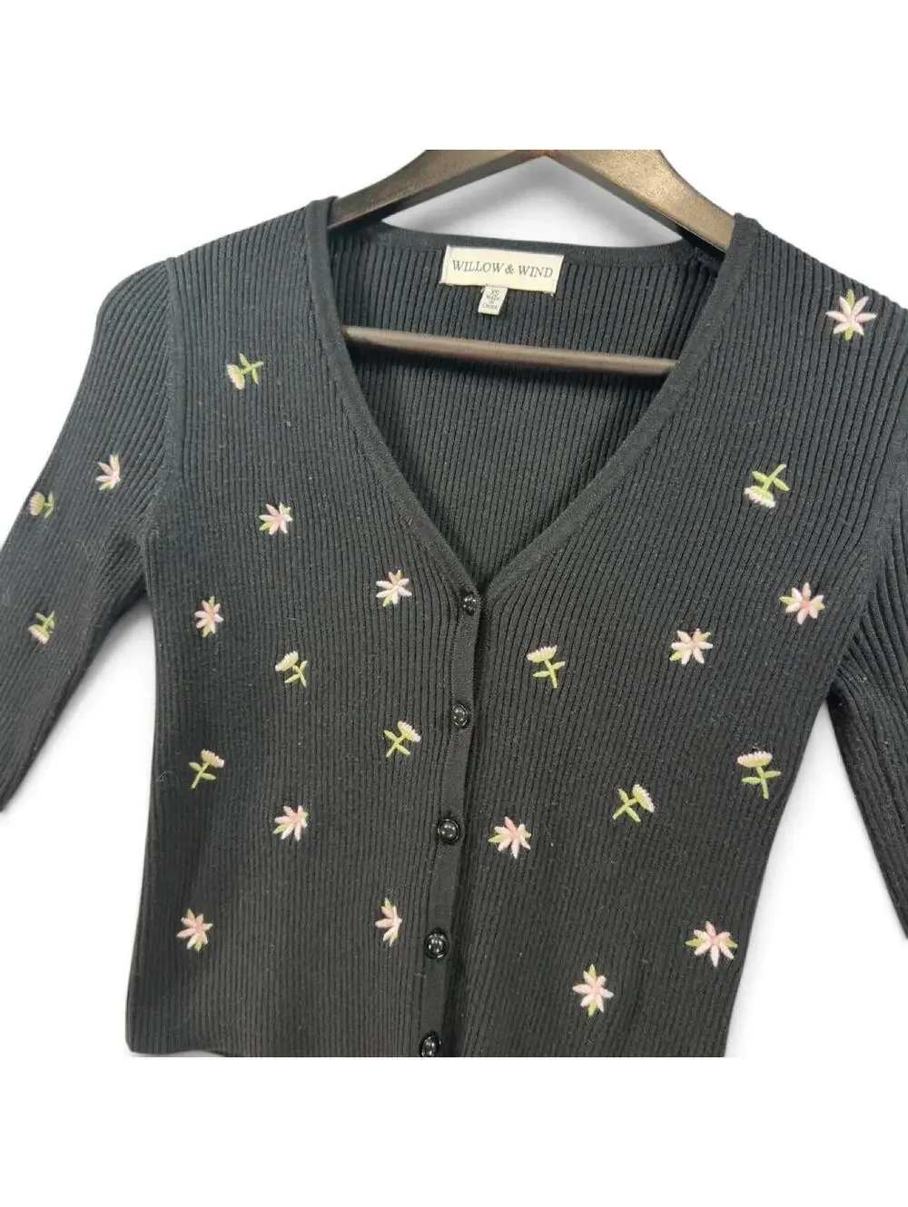 Willow & Wind Black Floral Embroidered Cardigan – Size XS